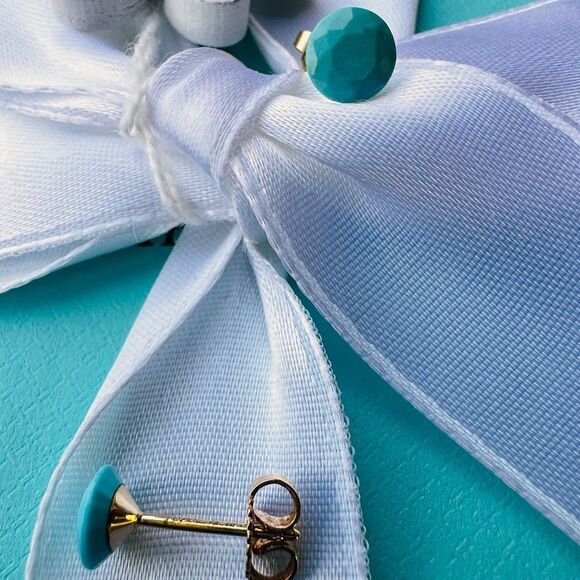 NEW Tiffany & Co. Turquoise Faceted Earrings in 18k Yellow Gold - Picture 5 of 7